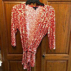 Banana Republic Red and White floral Wrap shirt. Size M
